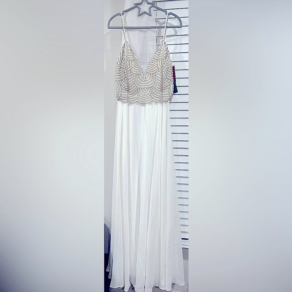 NWT White gown with crystals (lulu knock off) *TAKING OFFERS